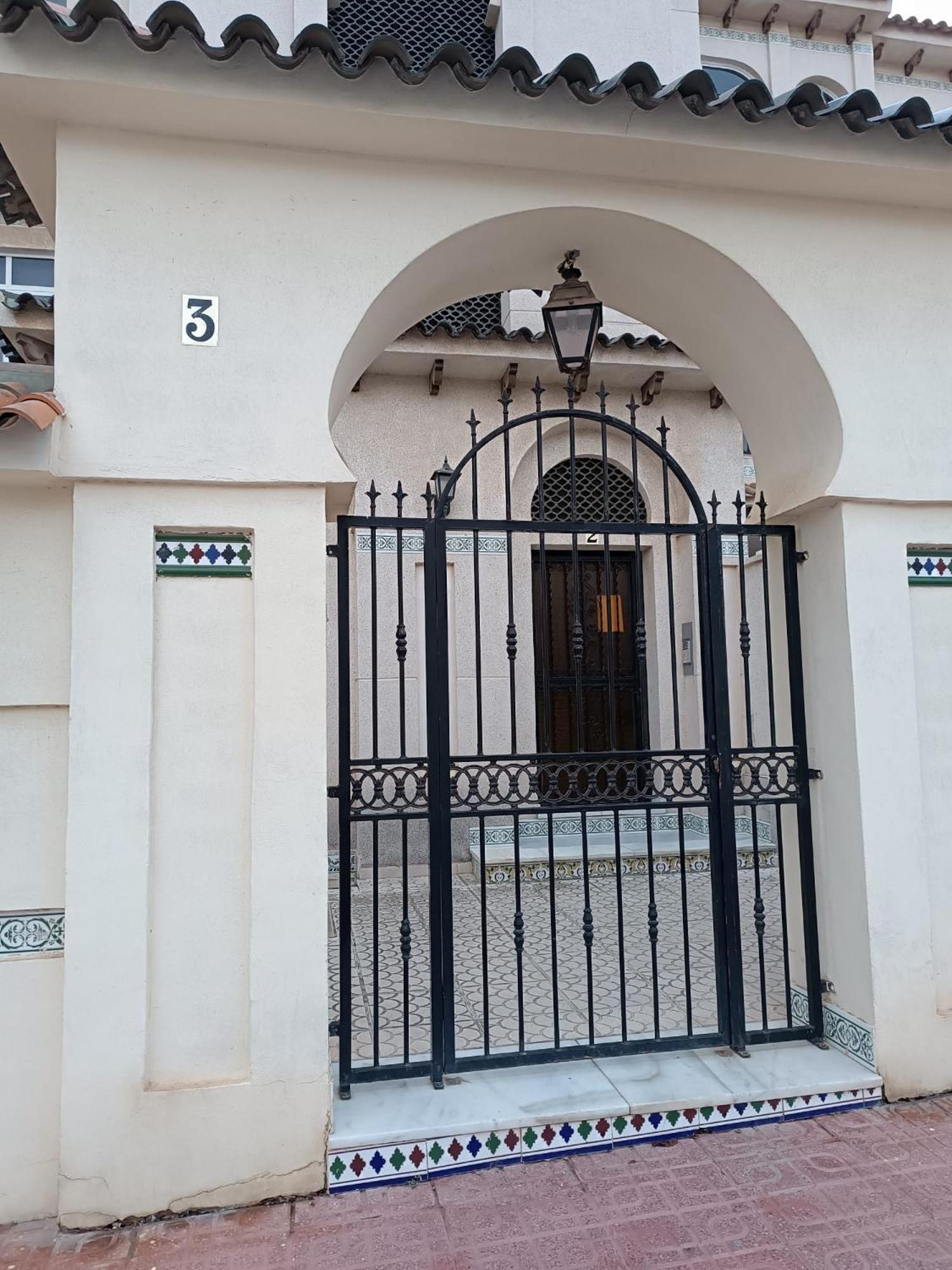Residencia Alhambra Los Cisnes Torrevieja Zewnętrze zdjęcie