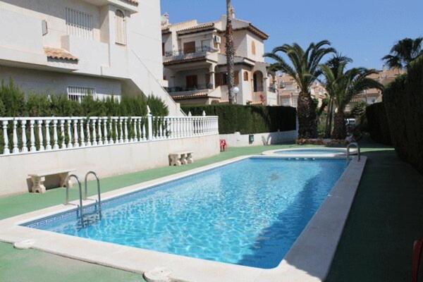 Residencia Alhambra Los Cisnes Torrevieja Zewnętrze zdjęcie